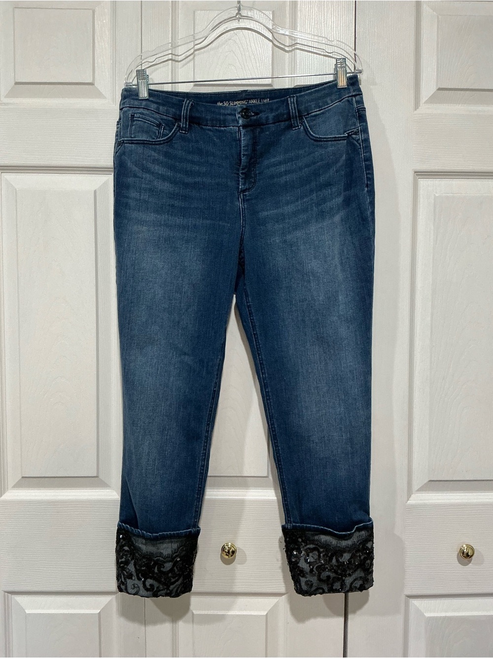 💙 Chico’s So Slimming Girlfriend Blue Denim Jeans Black Lace Sequin Cuff (01440)